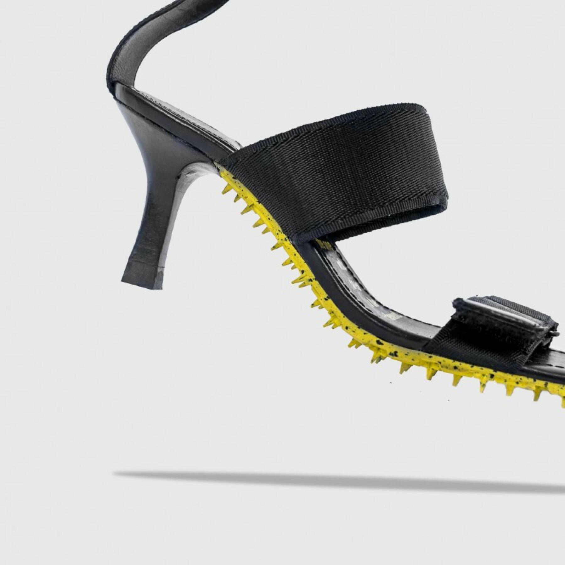 Sandaler för kvinnor Bronx The Innovator Oli-viah Spike Strap