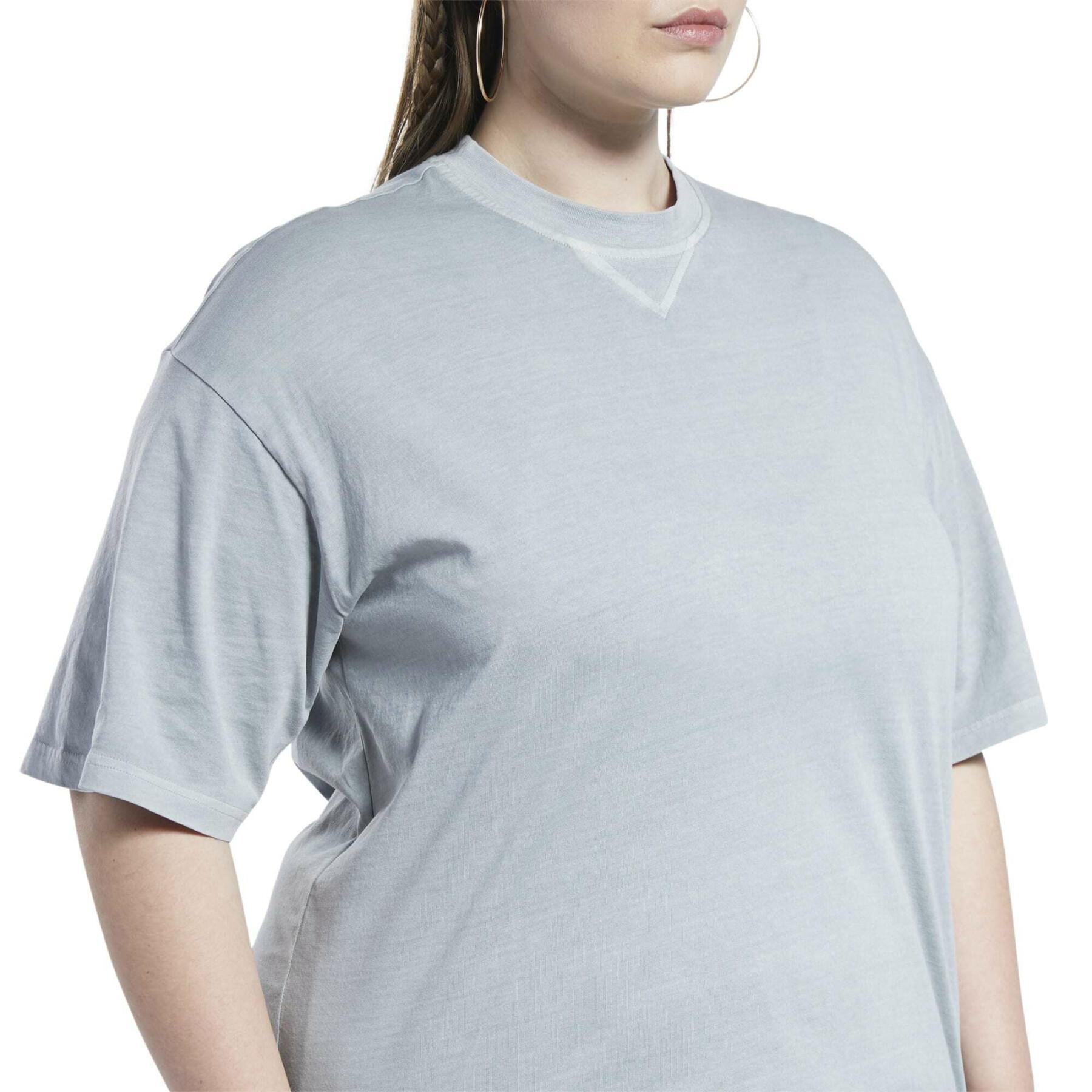 Naturfärgad T-shirt med rak skärning för kvinnor Reebok Classics GT